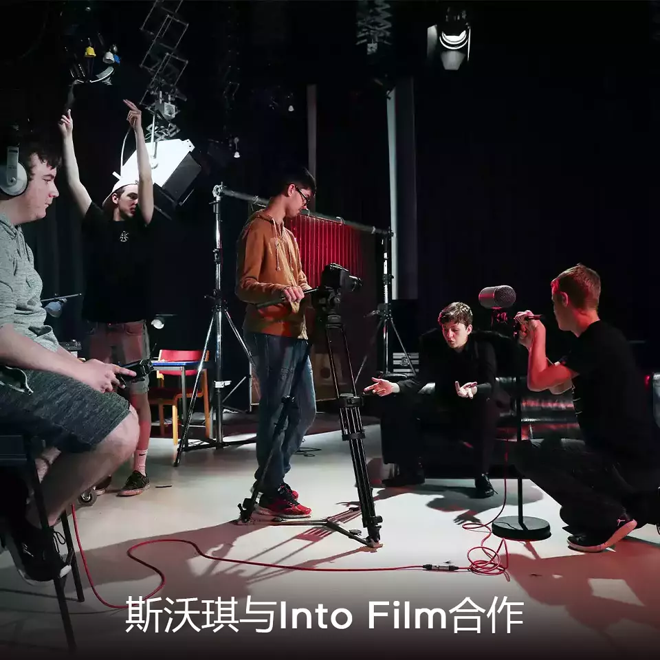 系列立即探索自然气息萦绕的系列之作了解详情swatch art journey